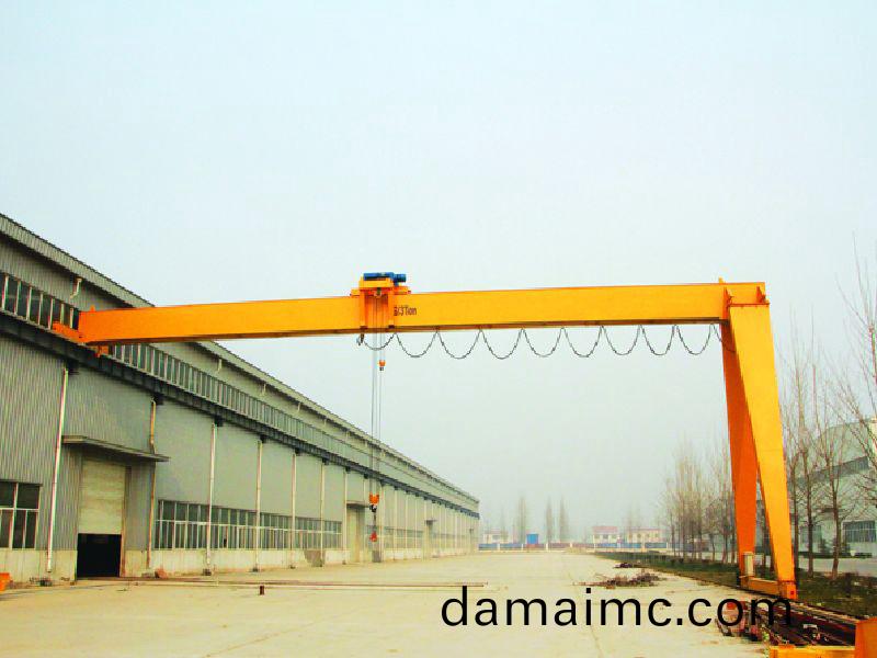 電(dian)動(dong)葫(hu)蘆(lu)半門式(shi)起重機(ji)