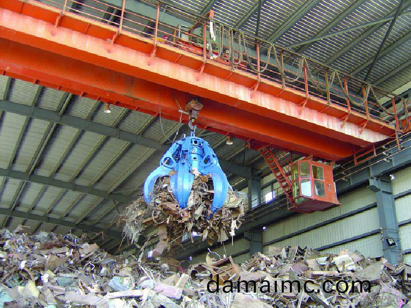 雙(shuang)樑(liang)抓(zhua)鬭(dou)橋(qiao)式(shi)起重(zhong)機(ji)