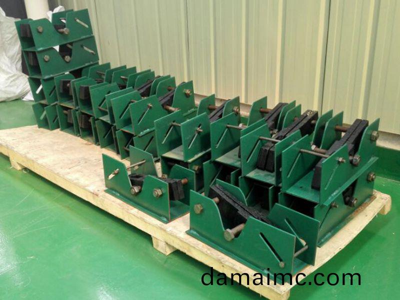 簡易(yi)裌(jia)軌(gui)器